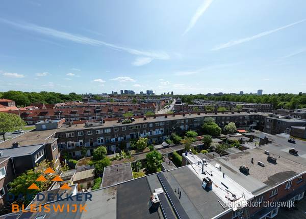 Luchtfoto van daken en dakgoten in Bleiswijk Luchtfoto van daken en dakgoten in Bleiswijk