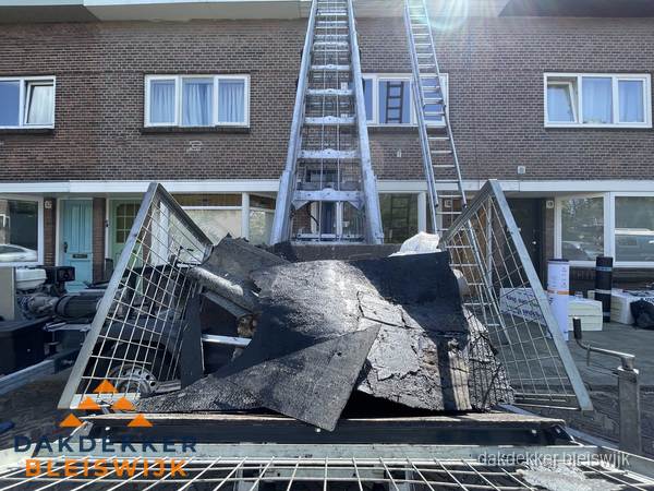 Kosten dakreparatie: dakschade aan flatgebouw in Bleiswijk